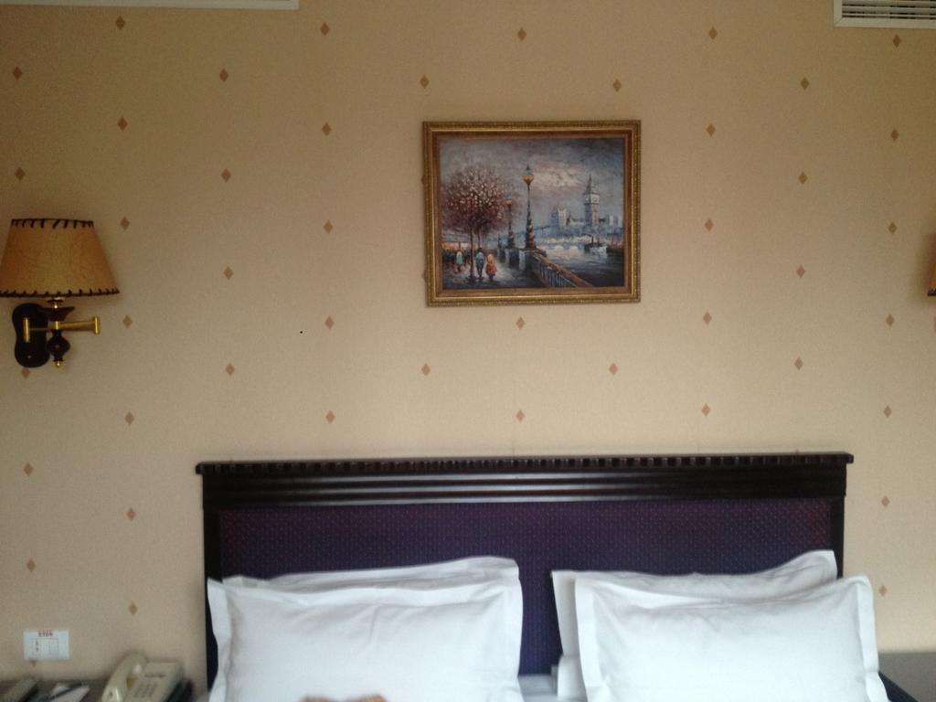 London Hotel Odessa Quarto foto