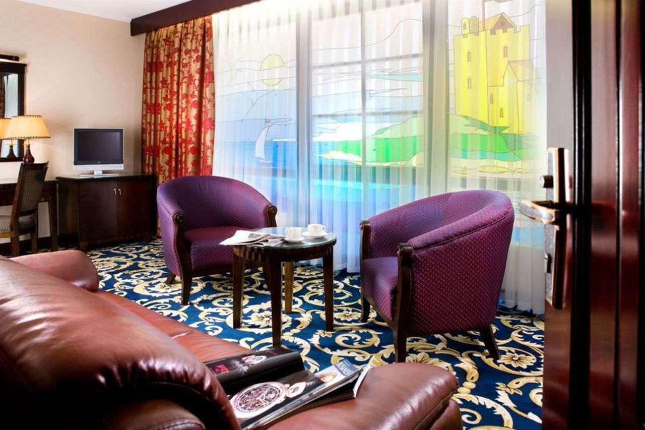 London Hotel Odessa Exterior foto